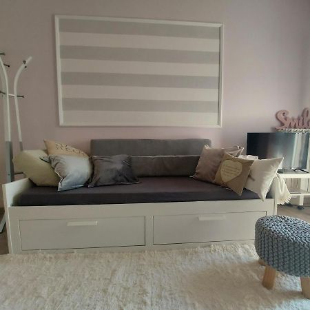 La Pineta - Delightful Small Apartment Near The City Center LʼAquila Exterior foto